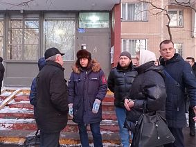 Алексей Катанский и Елена Бутрина приняли участие в обходе территории района.